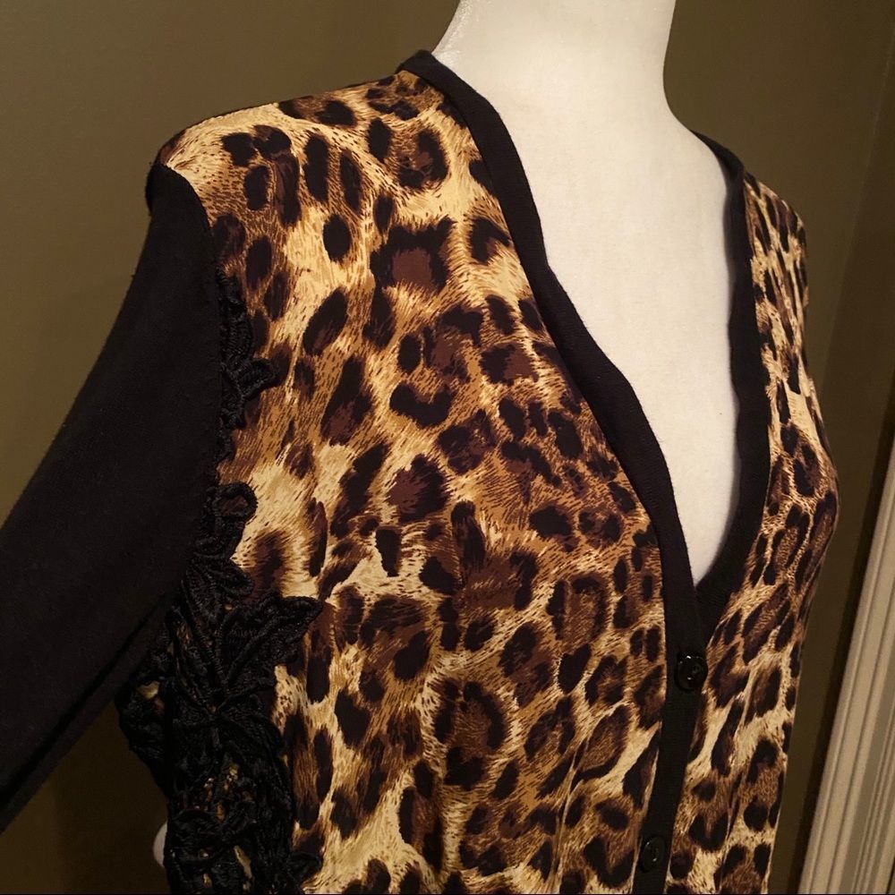 Chico’s Leopard Print Cardigan - Picture 4 of 15